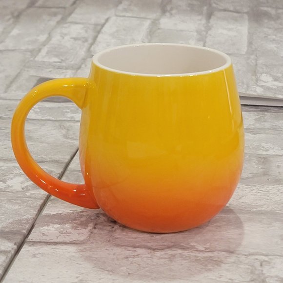 Dunkin Donuts - "Wake Up Drink Dunkin" 20 oz.‎ Ombre Yellow Orange Coffee Mug - Picture 4 of 8